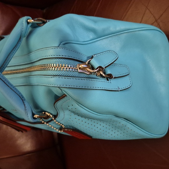 EUC 🌟 LN 🐦 COACH 🐦 HALEY (13') Leather PERFORATED Satchel 💙 ROBIN & BURGUNDY - Picture 4 of 15